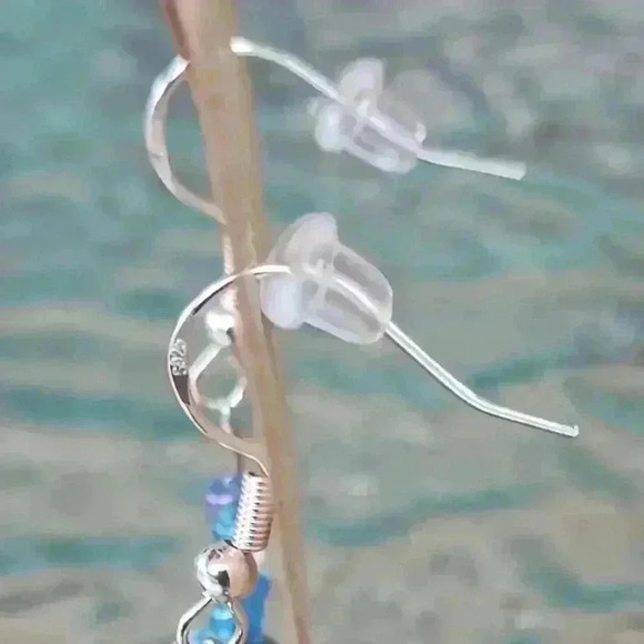 Handmade Beaded Necklace and Earrings Set - Picture 4 of 4